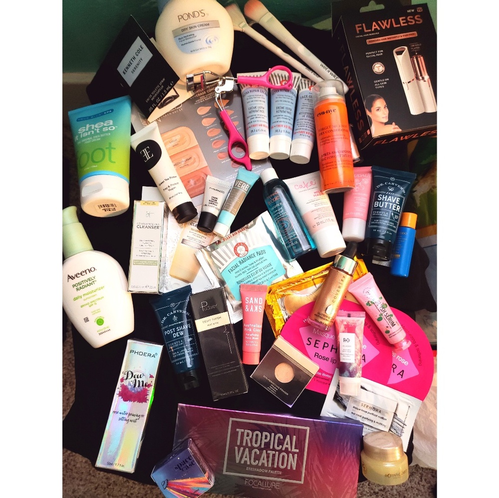 🎉HUGE Makeup/Beauty Bundle🎉 make an offer